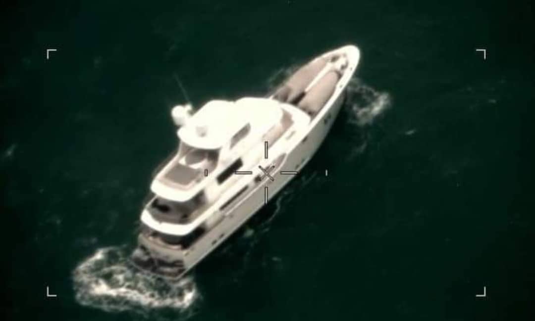 Ilustrasi berita Papua: Enam WNA Penumpang Dievakuasi ke Australia, Kapal Pesiar KM Vivie Rae II Ditinggal di Laut Arafura