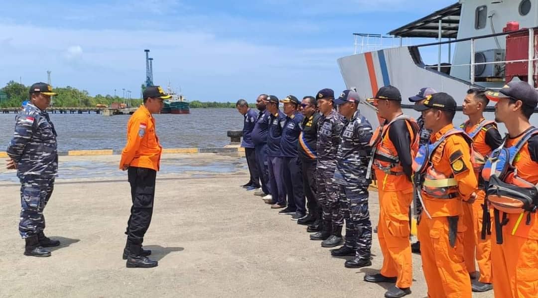 Ilustrasi berita Papua: Kapal Pesiar KM Vivie Rae II dan Enam Warga Asing Terombang-ambing di Laut Arafura, SAR Merauke Upayakan Penyelamatan