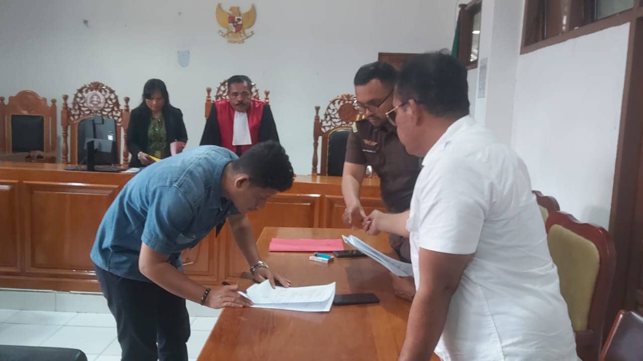 Ilustrasi berita Mimika: Sidang Praperadilan Plt Bupati Mimika Tetap Dilanjutkan Besok, Sidang Dakwaan Diundur Hingga Kamis Pekan Depan