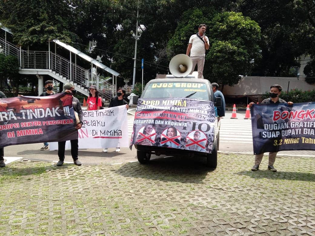 Ilustrasi berita Mimika: 4 Kasus Korupsi Mimika Dilapor ke KPK, dari Proyek Gedung Kejari Timika Hingga Sewa Gudang Fiktif Rp 600 Juta Pertahun di Dinas Koperasi