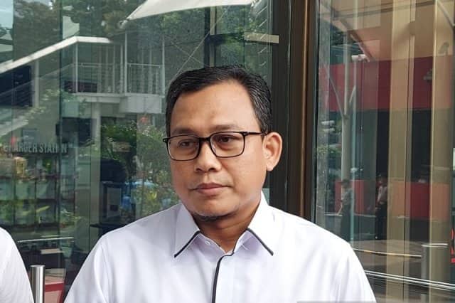 Ilustrasi berita Papua: Gubernur Papua Non Aktif Lukas Enembe Tempuh Jalur Praperadilan, Begini Respon KPK