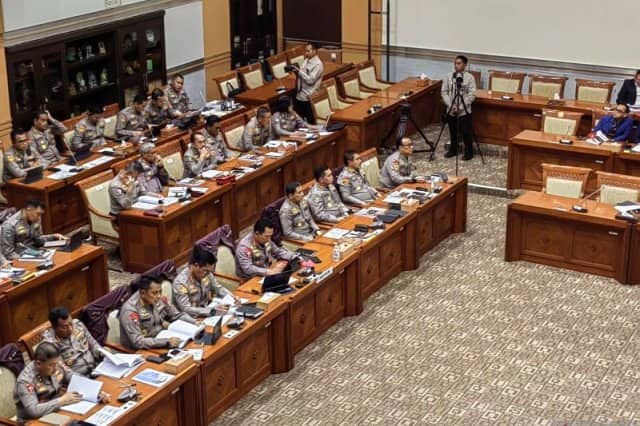 Ilustrasi berita Papua: Kapolri Laporkan Upaya Pembebasan Pilot Susi Air, 52 Orang Meninggal Dunia Dibantai KKB Selama 2022