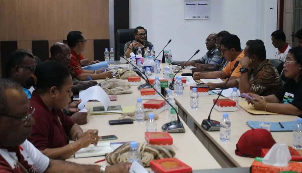 Ilustrasi berita Papua: Pimpin Rapat Evaluasi Kinerja dan Monev Pimpinan OPD, Pj. Bupati Mappi: Implementasikan Kerja Dengan Baik