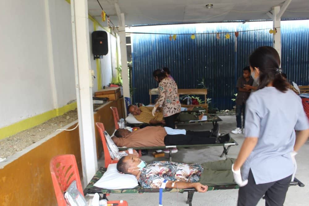 Ilustrasi berita Mimika: Kurangi Resiko Penyakit Jantung dan Kanker, Panitia Pra IYD Keuskupan Timika Gelar Donor Darah di 5 Gereja Katolik Mimika