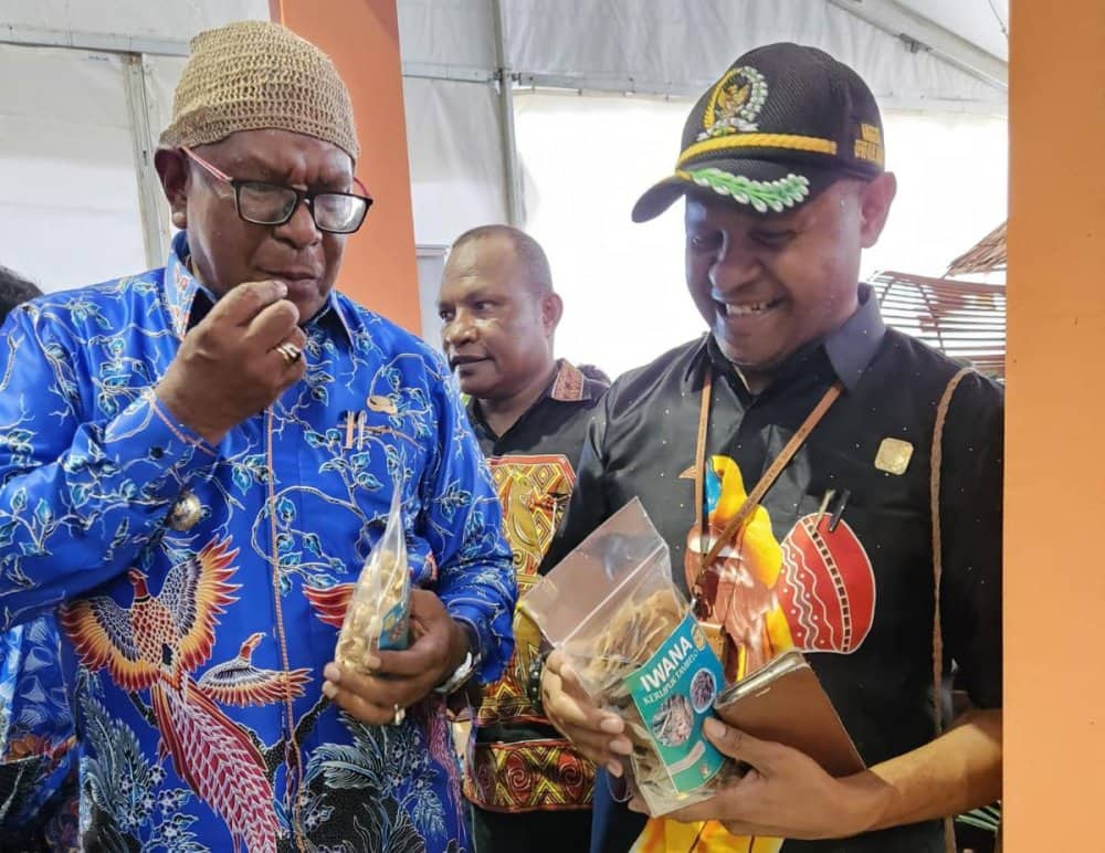 Ilustrasi berita Mimika: Bawa Berbagai Produk Sagu, Stand Dinas Ketahanan Pangan Kabupaten Mimika Digandrungi Pengunjung