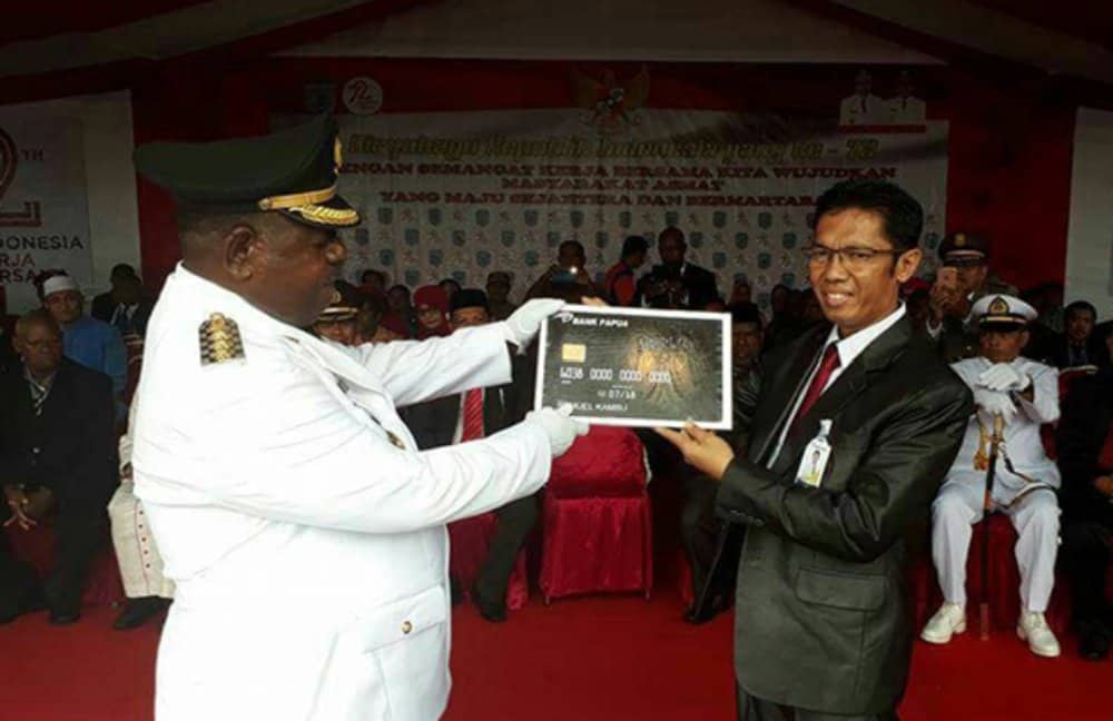 Ilustrasi berita Papua: Dukung Mahasiswa Lewat Program "Asmat Pintar", Pemkab Asmat Alokasikan Rp 6 Miliar untuk Beasiswa