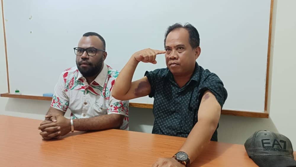 Ilustrasi berita JAYAPURA: Didepan Mata Sekda Hikoyabi, Dua Pejabat Pemkab Jayapura "Adu Jotos"