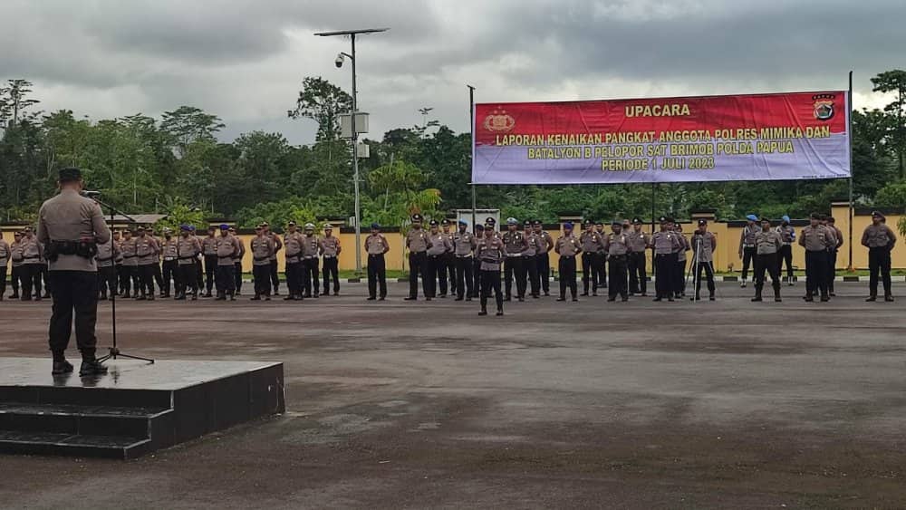 Ilustrasi berita Mimika: Pimpin Upacara Kenaikan Pangkat 28 Anggota Polri, Ini Pesan Kapolres Mimika