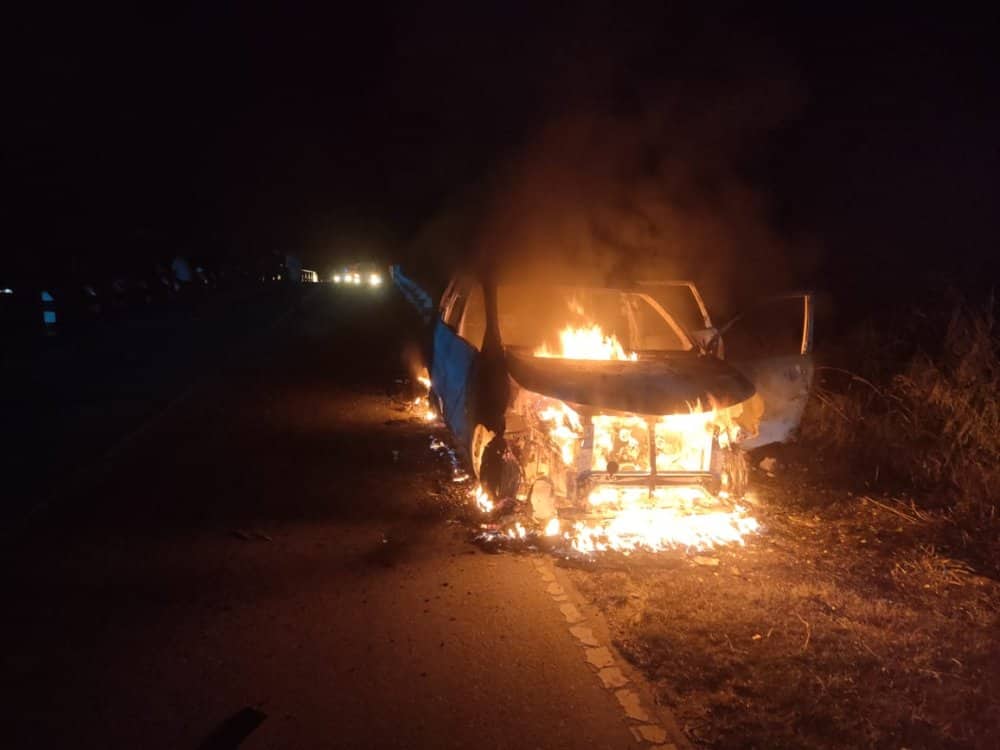 Ilustrasi berita JAYAPURA: Nasib Polisi yang Satu Ini Benar-benar Apes, Hendak Tolong Korban Laka, Malah Dirinya Dianiaya dan Mobil Dibakar