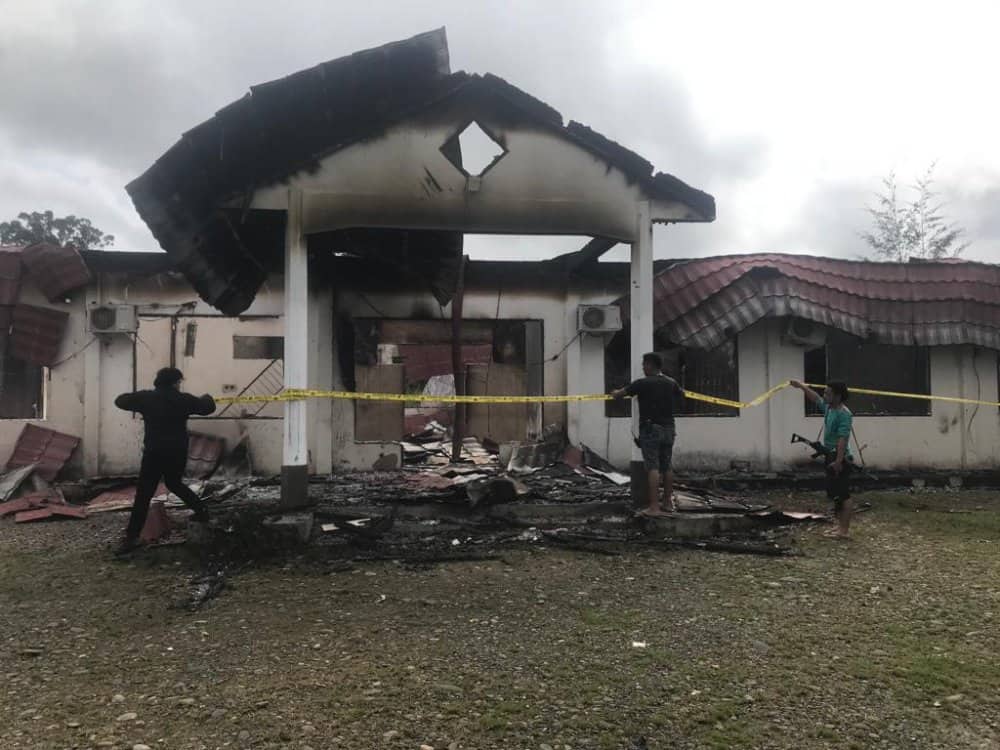 Ilustrasi berita Papua: Kantor KPU Kabupaten Yahukimo Terbakar!