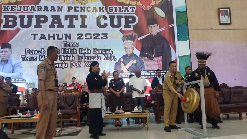 Ilustrasi berita Mimika: Kejuaraan Pencak Silat Bupati Mimika Cup Resmi Bergulir, 128 Atlet Ambil Bagian