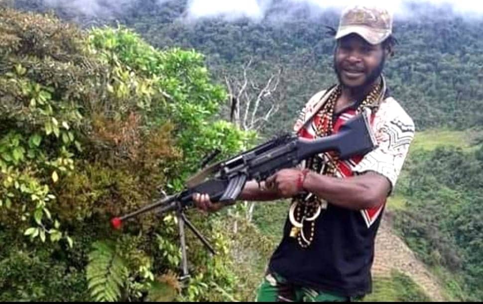 Ilustrasi berita Papua: Egianus Kogoya Ancam Penjabat Bupati Nduga dan Larang Aktivitas Penerbangan