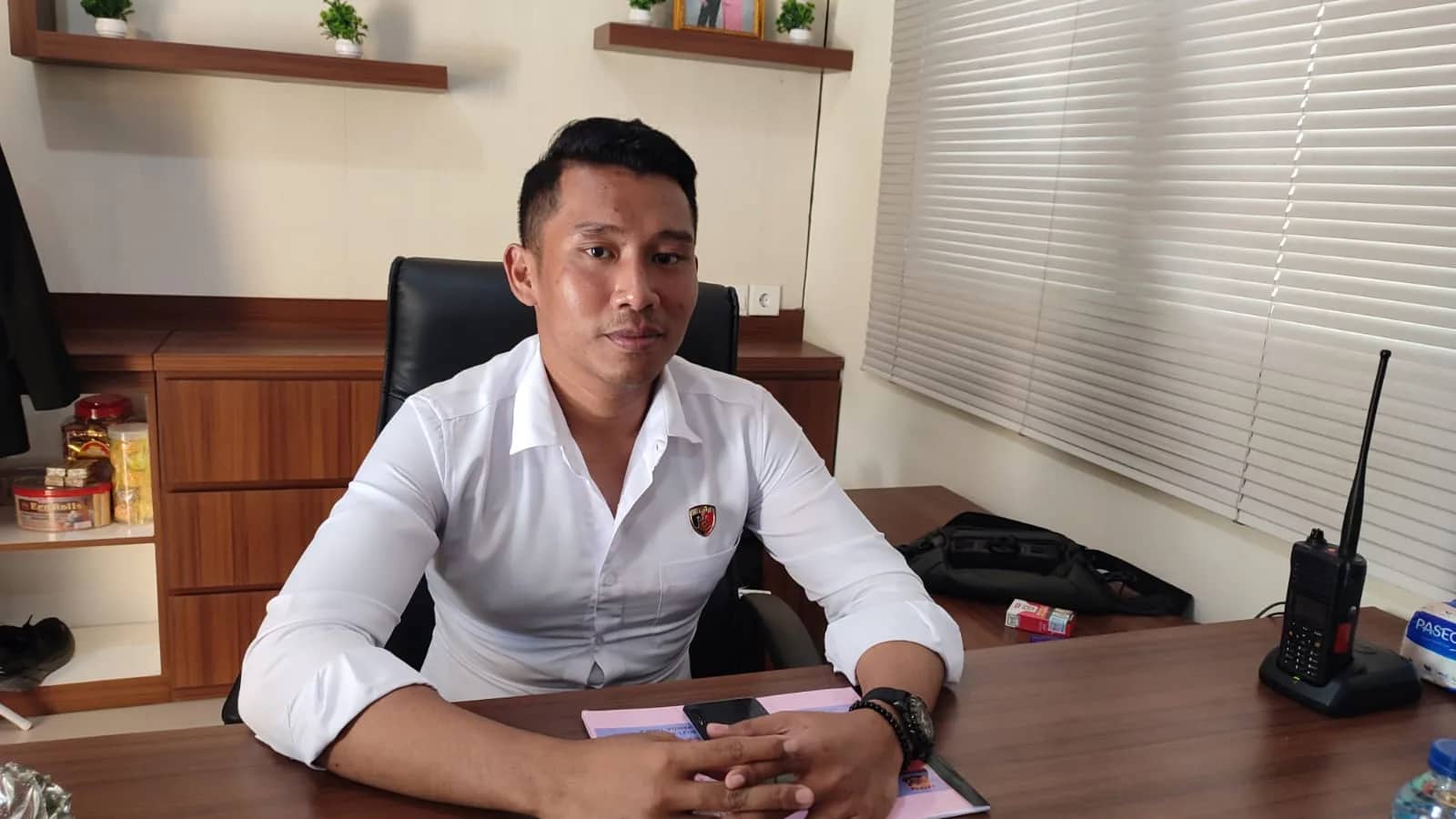 Ilustrasi berita Mimika: Belum Juga Serahkan Diri, Polisi Ancam "Tembak" Roy Marthen Howay, Terpidana Mutilasi yang Kabur dari Lapas Timika