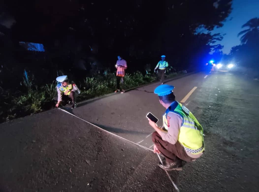 Ilustrasi berita Mimika: Begini Kronologis Kecelakaan di Kilometer 10 Timika yang Menewaskan Dua Remaja, Ternyata Tabrakan dengan Truk Hino