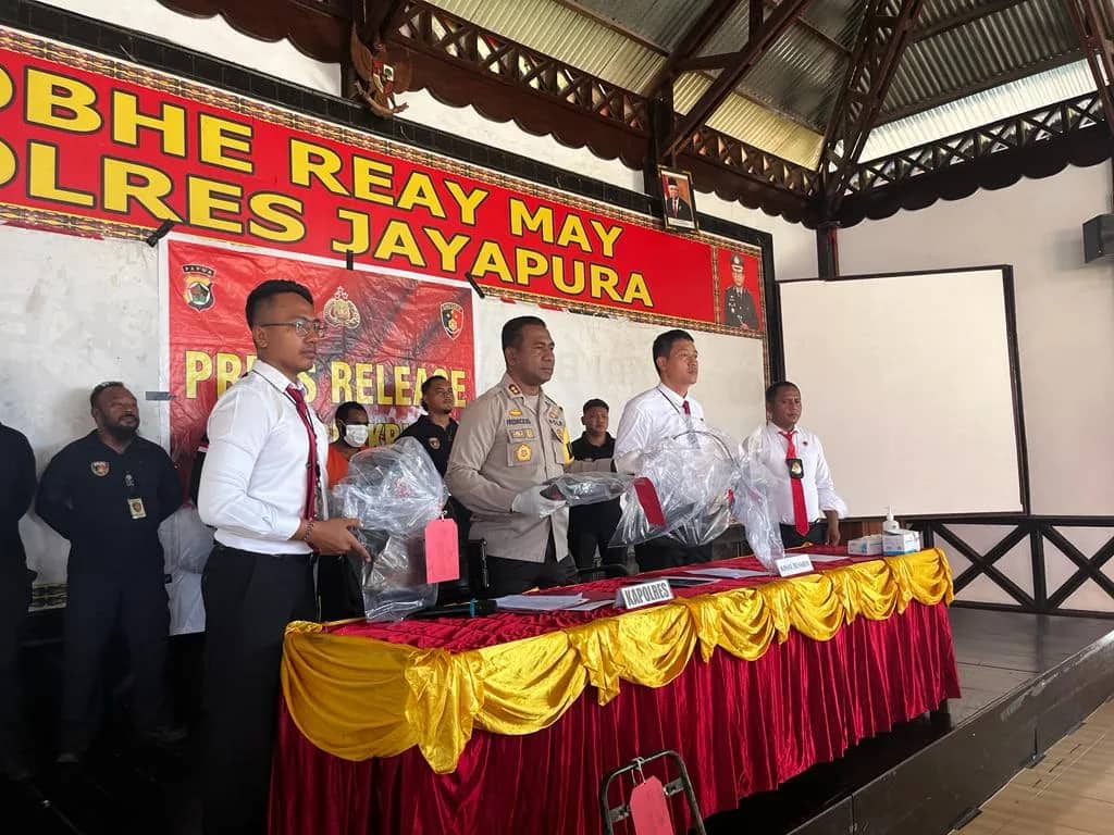 Ilustrasi berita JAYAPURA: Pelaku Pembakaran Kantor Bupati Jayapura Berstatus Mahasiswa, Ini Motifnya