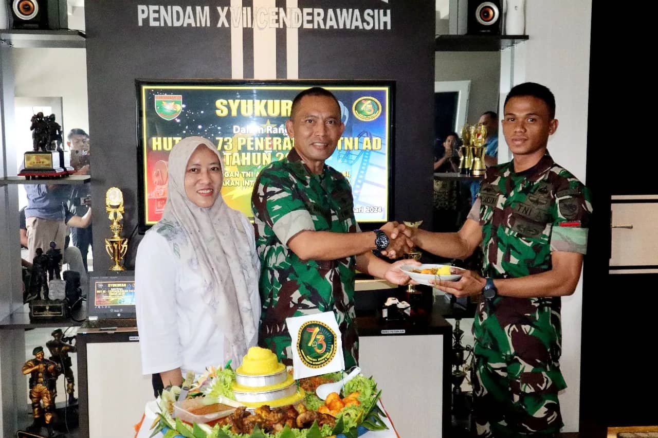 Ilustrasi berita Papua: Penerangan TNI AD Terus Tingkatkan Kualitas SDM, Kadispen Sampaikan Penghargaan