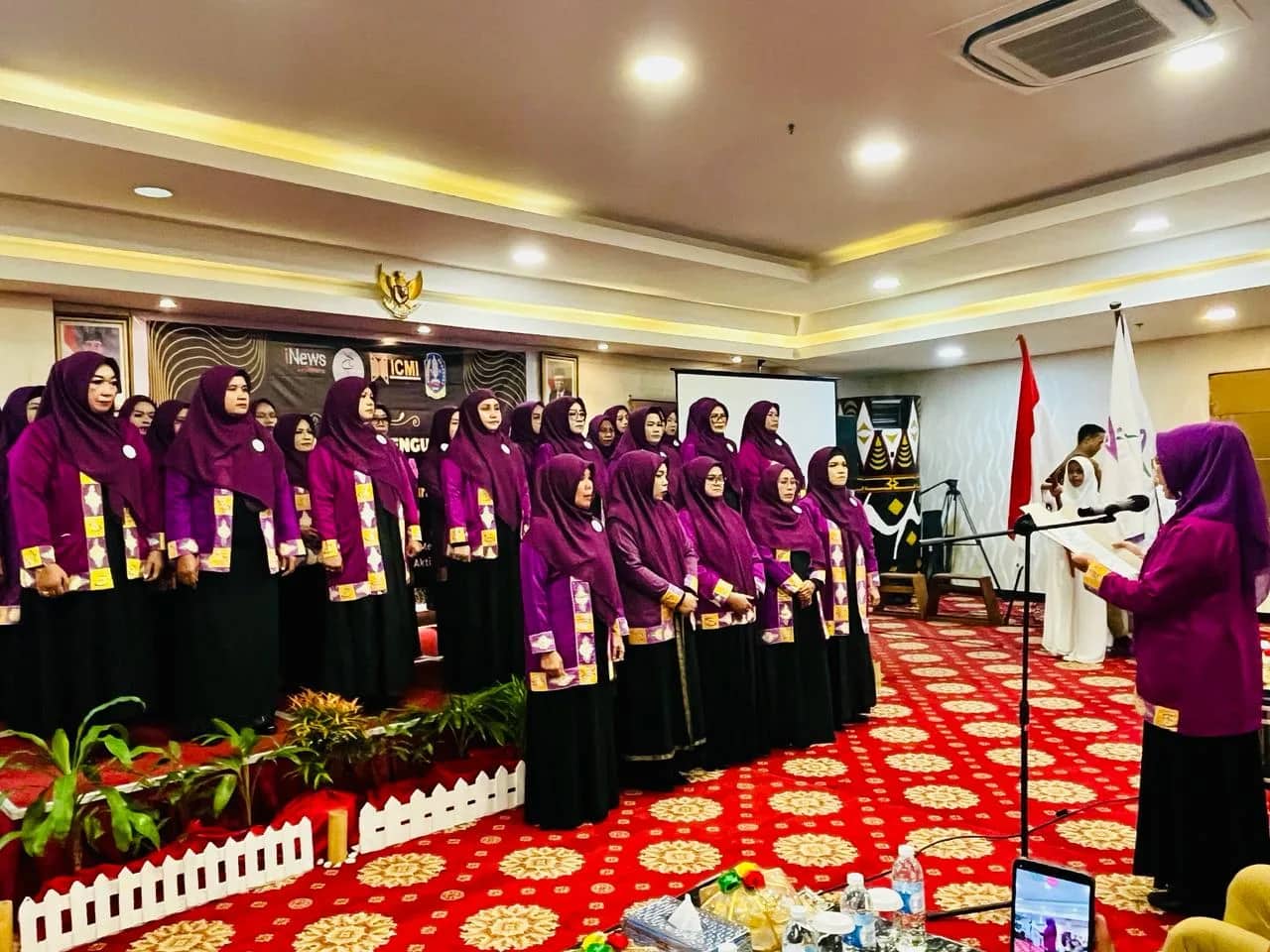 Ilustrasi berita JAYAPURA: 32 Pengurus Alisa Khadijah-ICMI Kabupaten Jayapura Dilantik, Diharapkan Bisa Bersinergi dengan Pemerintah