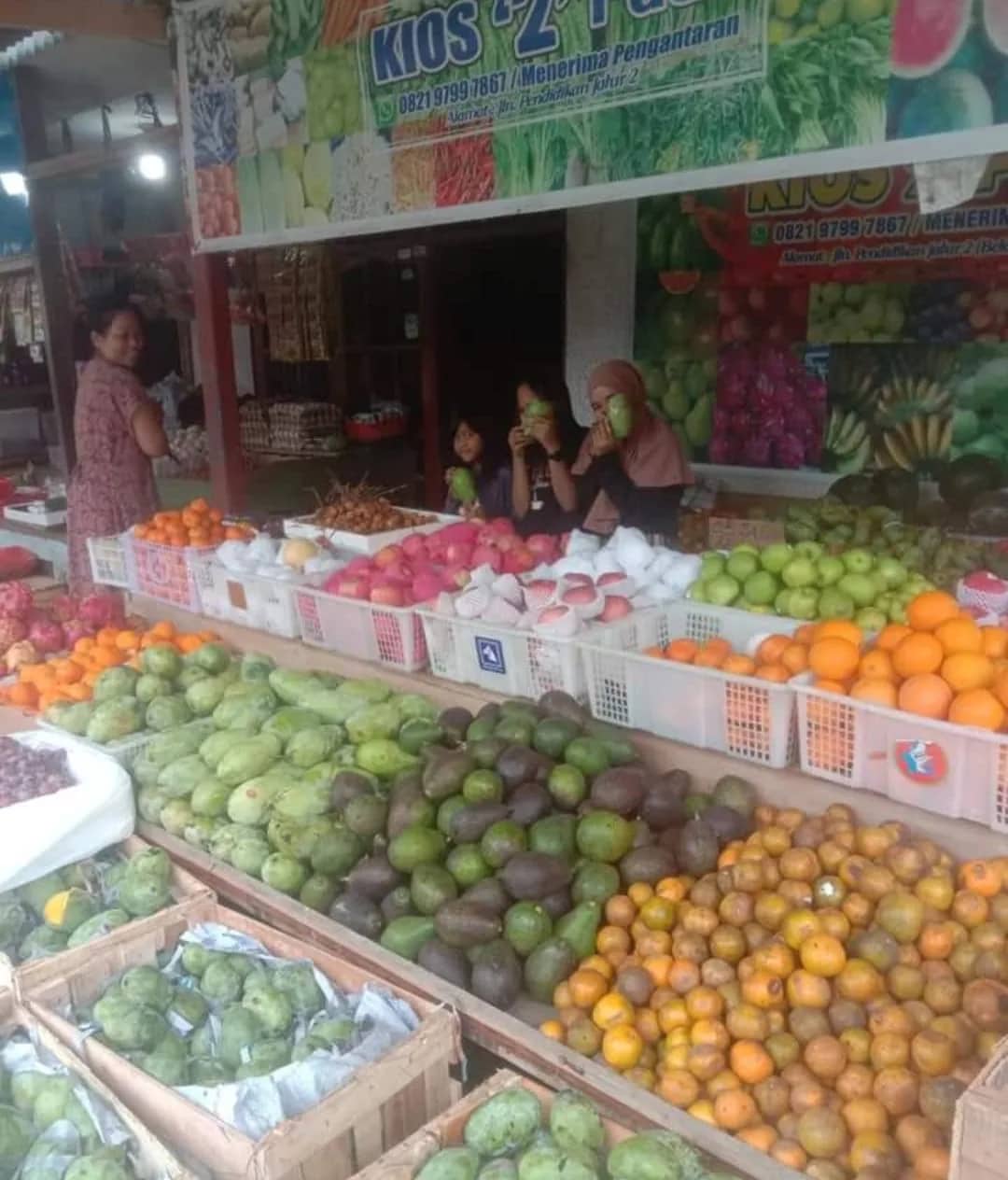 Ilustrasi berita Mimika: Ribuan Kilogram Buah asal Tual Dibawa Masuk ke Timika, BKHIT Maluku Klaim Sudah Lolos Pemeriksaan