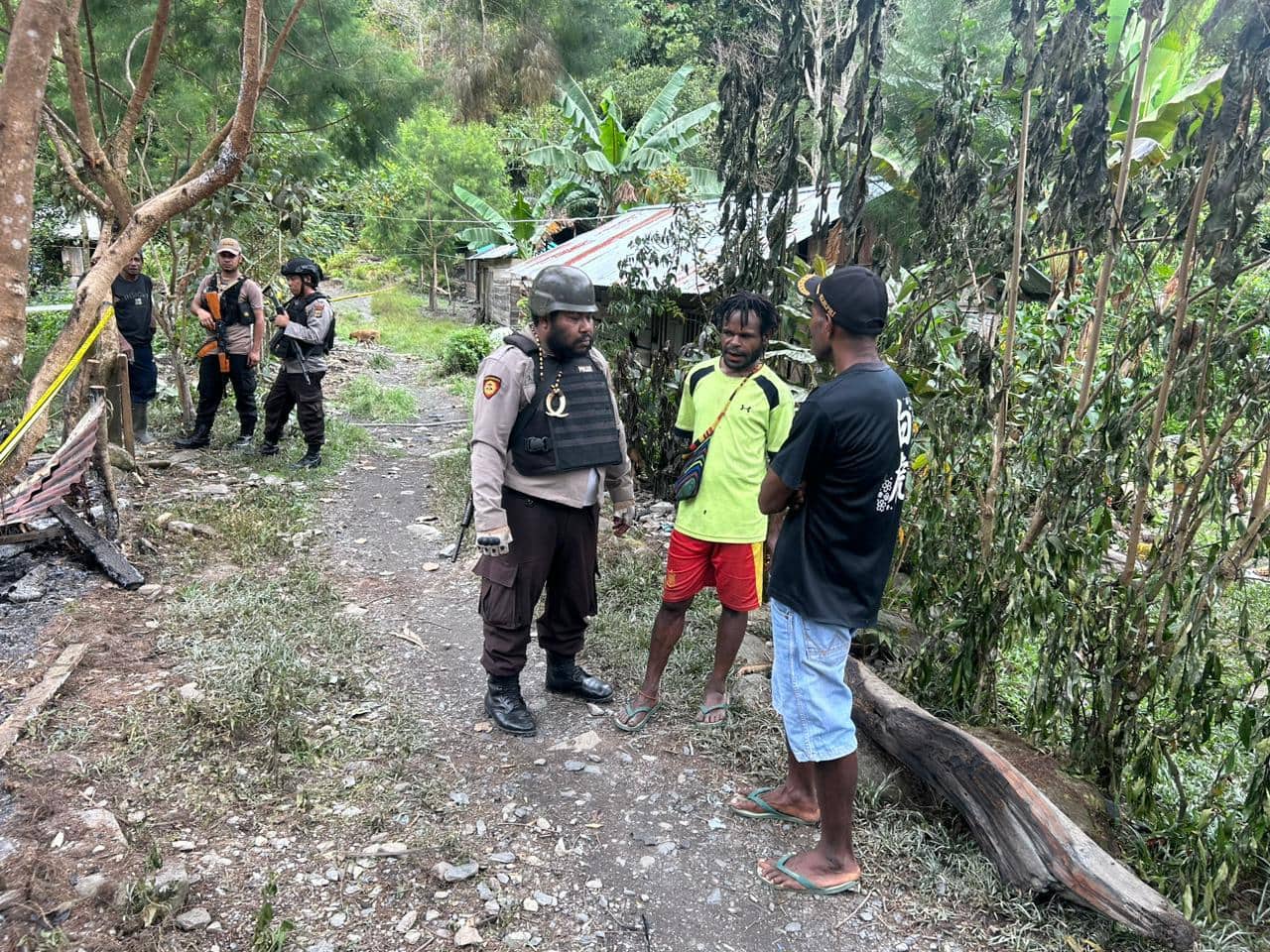 Ilustrasi berita Papua: Satu Warga Sipil Ditembak KKB,Pangdam Cenderawasih Turun Tangan Bantu Biayai Pengobatan