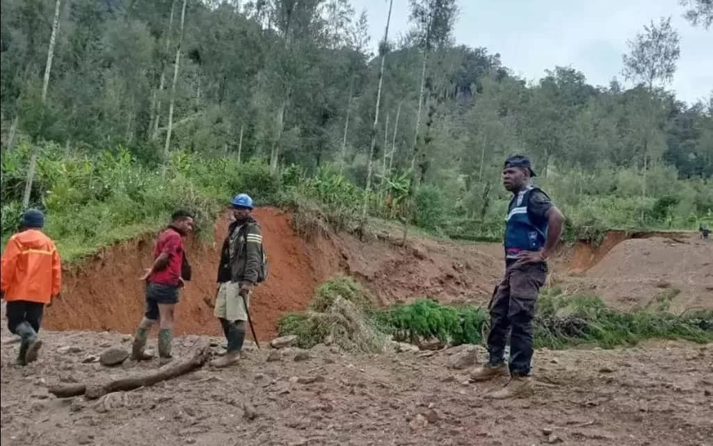Ilustrasi berita Papua: Longsor di Intan Jaya , 4 Warga Sugapa Tertimbun Tanah