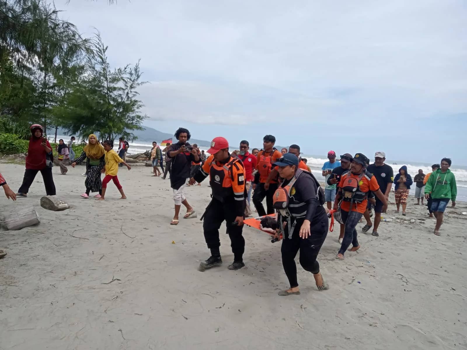 Ilustrasi berita JAYAPURA: Habib Husein yang Dilaporkan Tenggelam di Pantai Holtekamp Jayapura Akhirnya Ditemukan