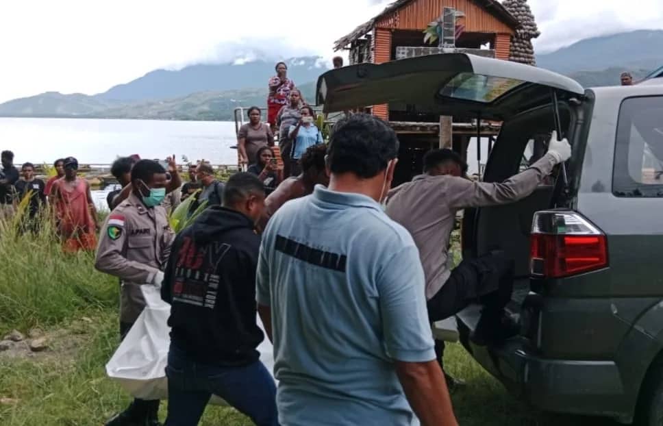 Ilustrasi berita JAYAPURA: Sosok Mayat Ditemukan Mengapung di Pinggir Danau Sentani