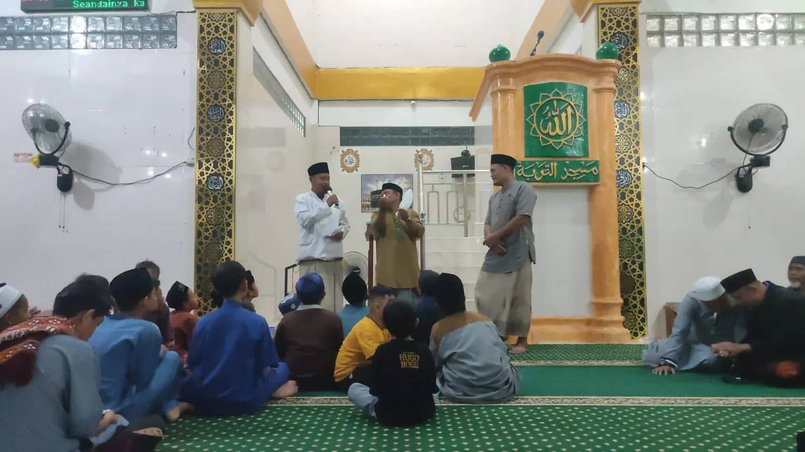 Ilustrasi berita Mimika: Tingkatkan Kualitas Ibadah Selama Bulan Puasa, DKM Masjid At-Taubah Beri Kejutan "Dahsyatnya Ramadhan" untuk Jamaah