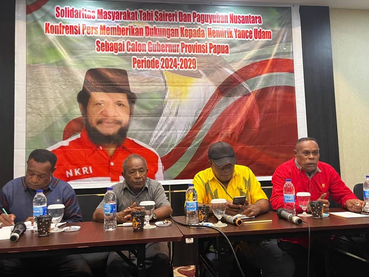 Ilustrasi berita JAYAPURA: Masyarakat Tabi Saireri dan Paguyuban Nusantara Calonkan Hendrik Yance Udam Sebagai Cagub Papua