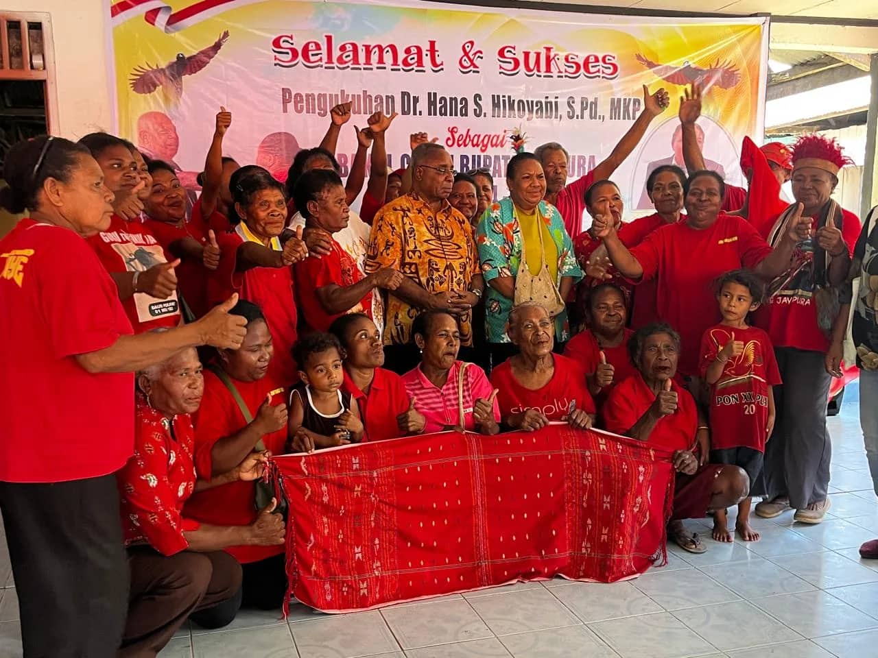 Ilustrasi berita JAYAPURA: Para Ondofolo Rame-rame Dukung Hana Hikoyabi Bakal Calon Bupati Jayapura