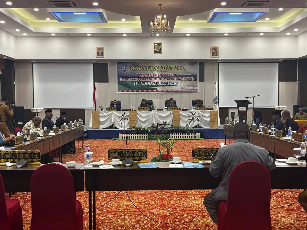 Ilustrasi berita JAYAPURA: Mengaku LKPJ Bupati, Angka Kemiskinan dan Pengangguran di Jayapura Menurun