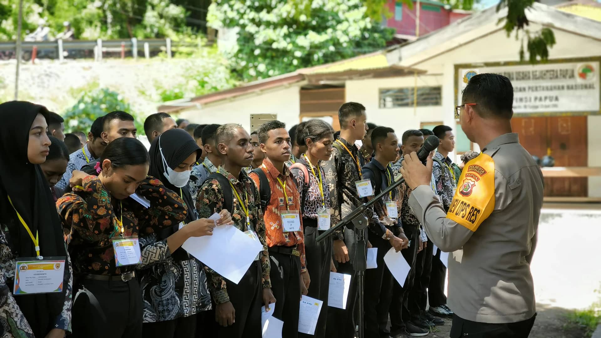 Ilustrasi berita JAYAPURA: Jelang Penutupan Besok, Sudah 2.000 Pemuda Daftarkan Diri Ikut Tes Polisi di Kota Jayapura