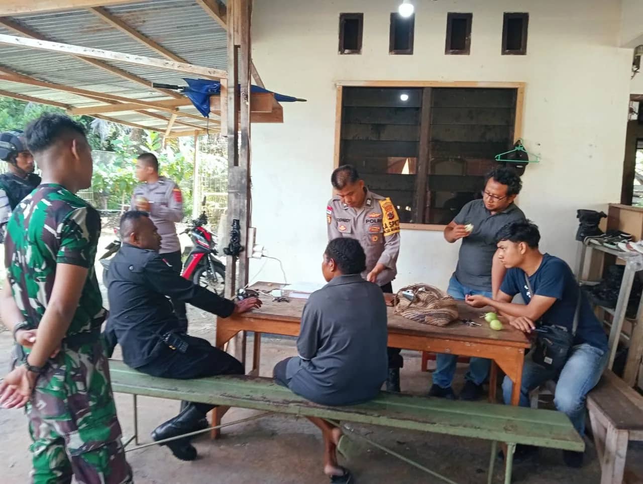 Ilustrasi berita JAYAPURA: Bawa Amunisi Ilegal, Seorang Wanita Warga Negara Asing Ditangkap di Pos Lintas Batas Skouw Jayapura