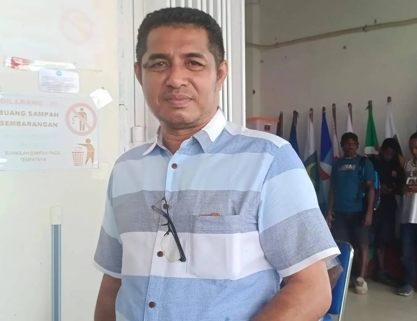 Ilustrasi berita Mimika: Satu Kandidat Bakal Calon Bupati Mimika dari Jalur Independen Datangi Kantor KPU Mimika, Frans: Jangan Sampai Ada KTP Dukungan Ganda