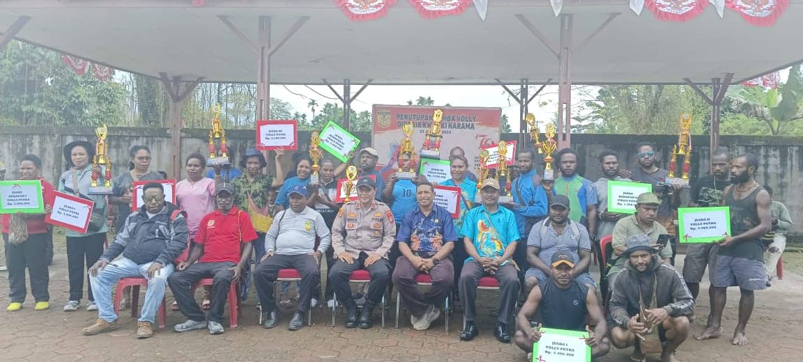 Ilustrasi berita Mimika: Resmi Ditutup, Kampung Damai FC dan Kampung Meekurima Juara Kejuaraan Bola Volly Antar Kampung Distrik Kwamki Narama
