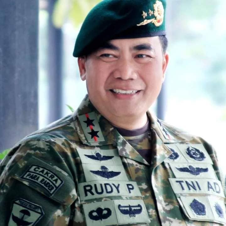 Ilustrasi berita Papua: 12 Jabatan Strategis TNI AD Dirombak, Pangdam Cenderawasih dan Pangkogabwilhan III Timika Diganti Sosok Baru