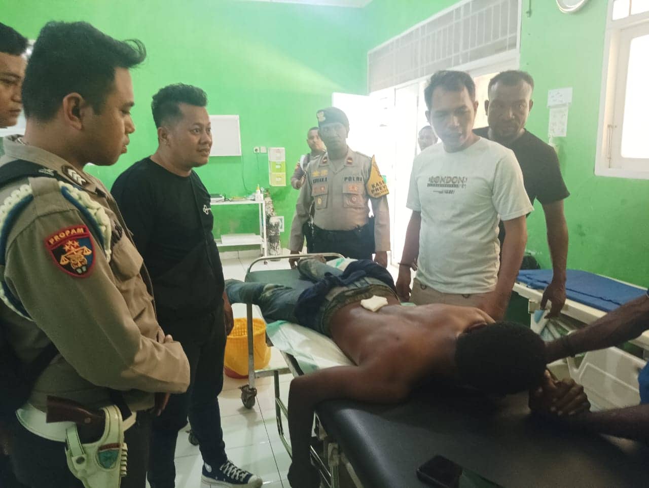 Ilustrasi berita Papua: Sering Mabuk dan Buat Onar, Pemuda di Supriori Ditikam Saudara Kandungnya