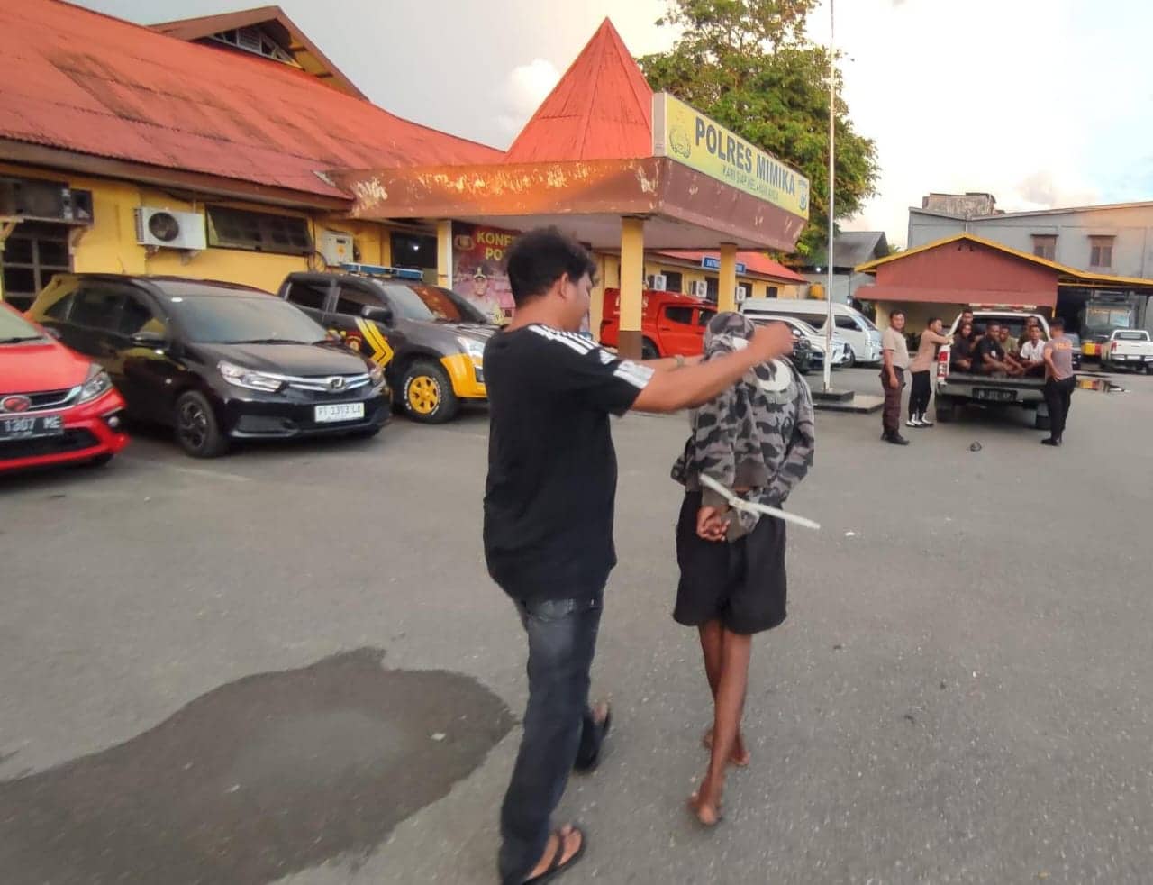 Ilustrasi berita Mimika: Polres Mimika Tangkap Pelaku Penikaman di Lorong SMA Taruna Timika
