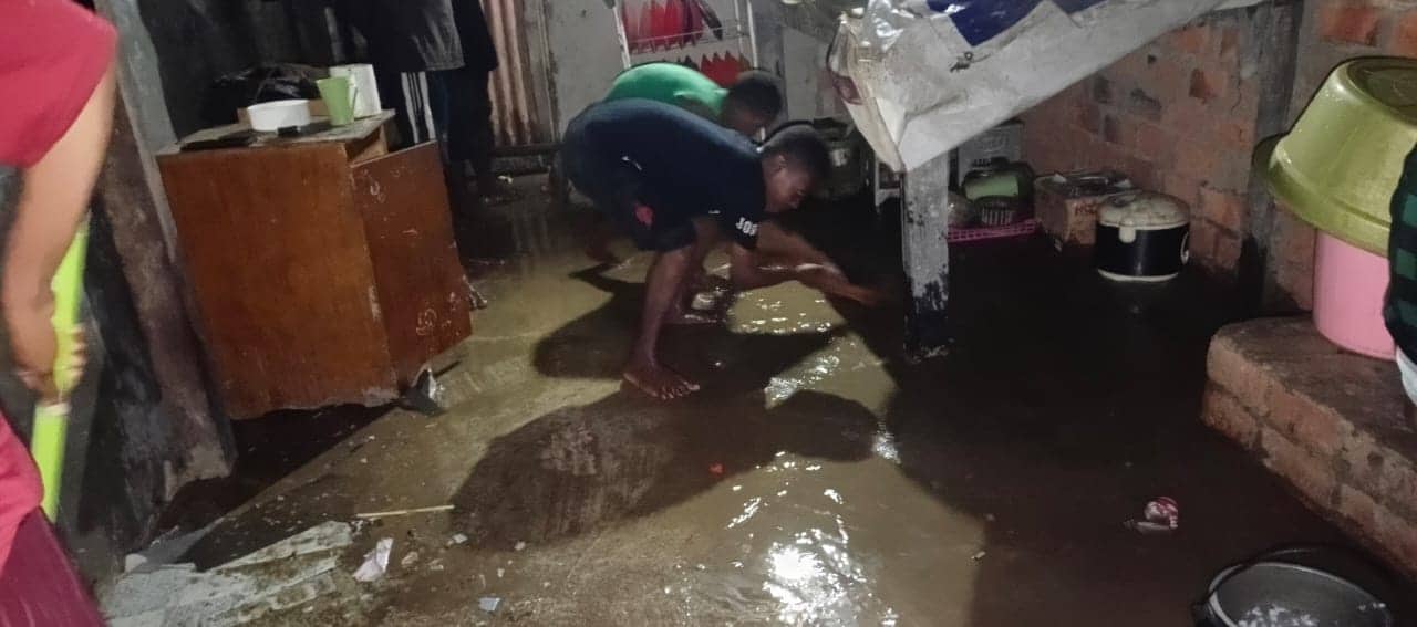 Ilustrasi berita Papua: Akibat Hujan Deras, Asrama Mahasiswa Paniai di Sorong Terendam Banjir