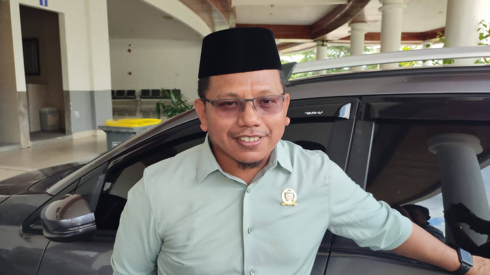 Ilustrasi berita Mimika: Kali Ini Alasan Terkendala Sistem Jaringan, Dewan Desak BKPSDM Mimika Segera Proses Penerbitan SK Ratusan Tenaga Guru P3K