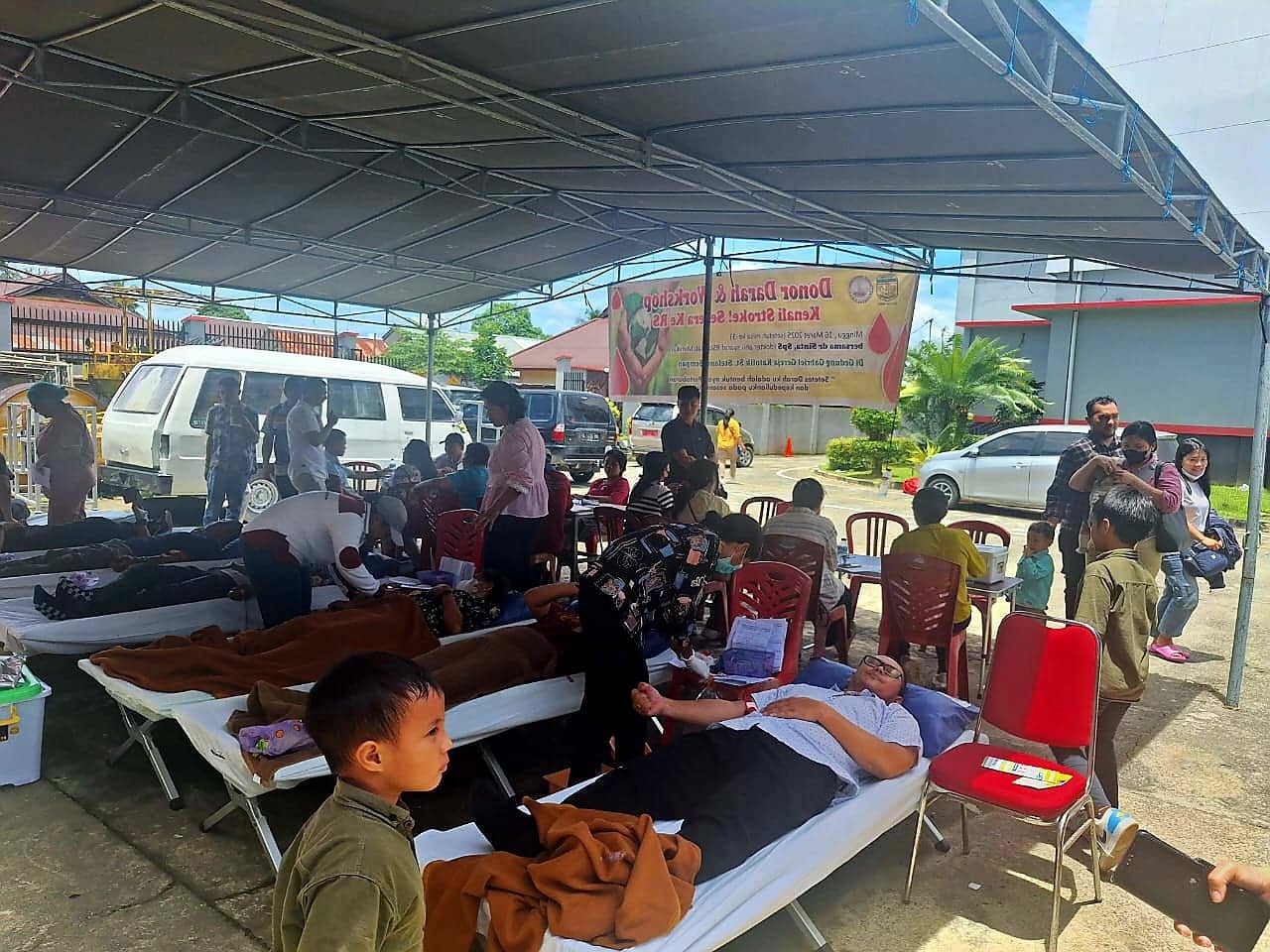 Ilustrasi berita Mimika: Kerjasama RSUD Mimika, Gereja Katolik St Stefanus Sempan Gelar Donor Darah dan Workshop Kenali Stroke