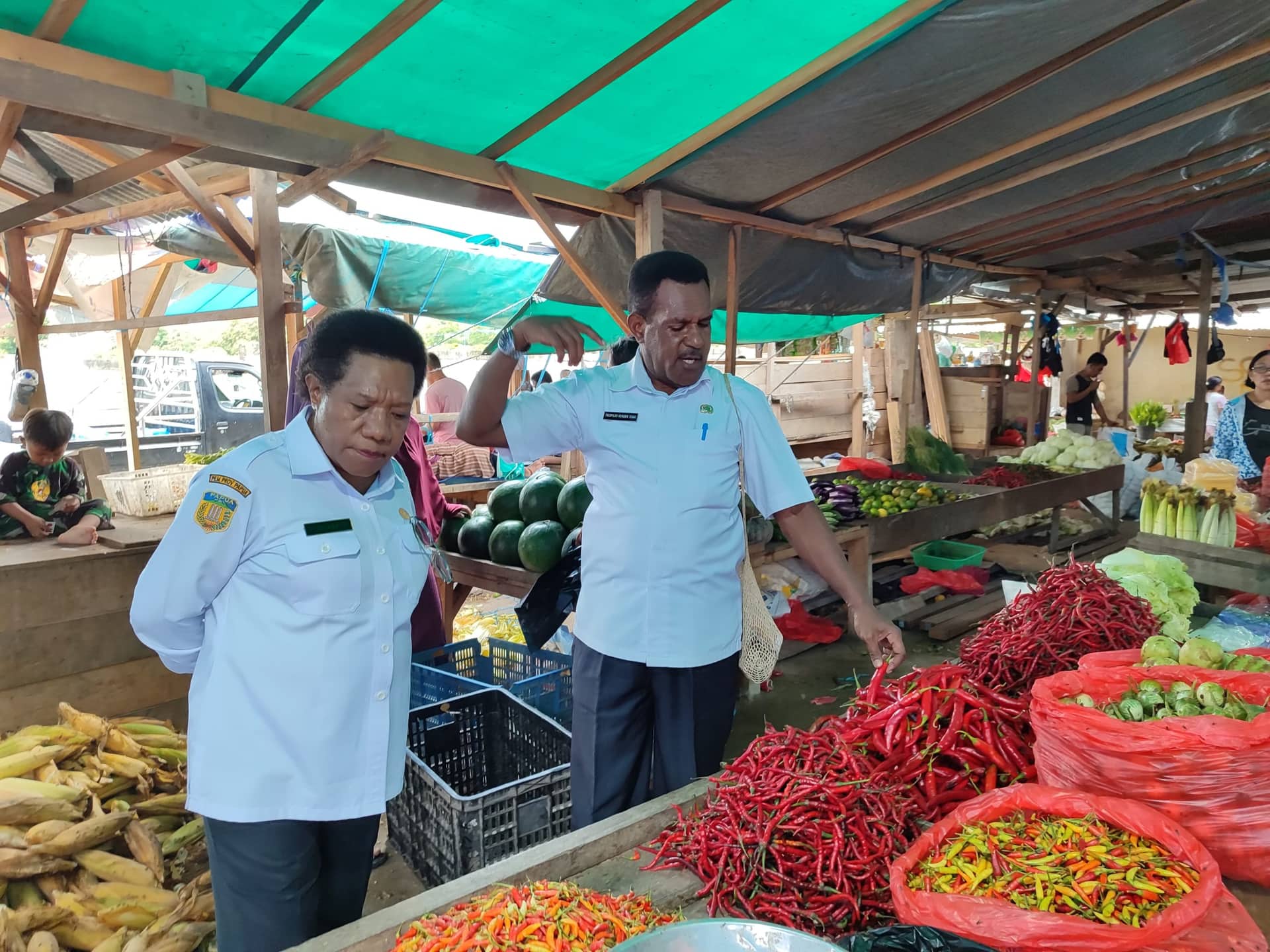 Ilustrasi berita JAYAPURA: Stok Bapok Jelang Lebaran Dipastikan Aman Meski Biaya Pengiriman dari Surabaya ke Papua Alami Kenaikan