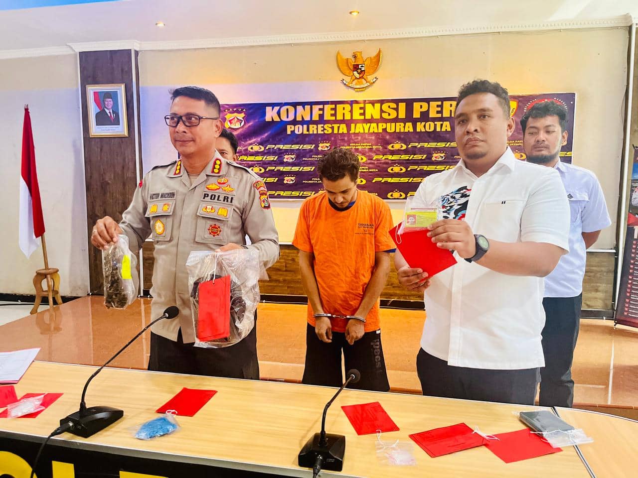 Ilustrasi berita JAYAPURA: WNA Asal Mesir Ditangkap di Jayapura karena Menyimpan Narkotika