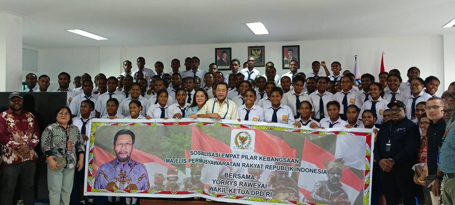 Ilustrasi berita Mimika: Yorrys Raweyai dan PT Freeport Sosialisasikan Empat Pilar Kebangsaan di Sekolah Taruna Papua
