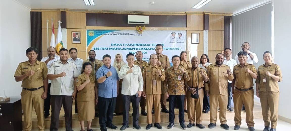 Ilustrasi berita Mimika: Disdukcapil Mimika Percepat Sertifikasi ISO 27001 untuk Tingkatkan Keamanan Data dan Efisiensi Layanan Publik