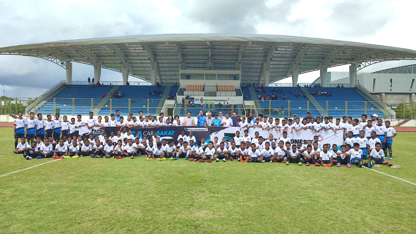 Ilustrasi berita Mimika: Papua Football Academy Cari Bakat Tahun 2025 Resmi Dimulai