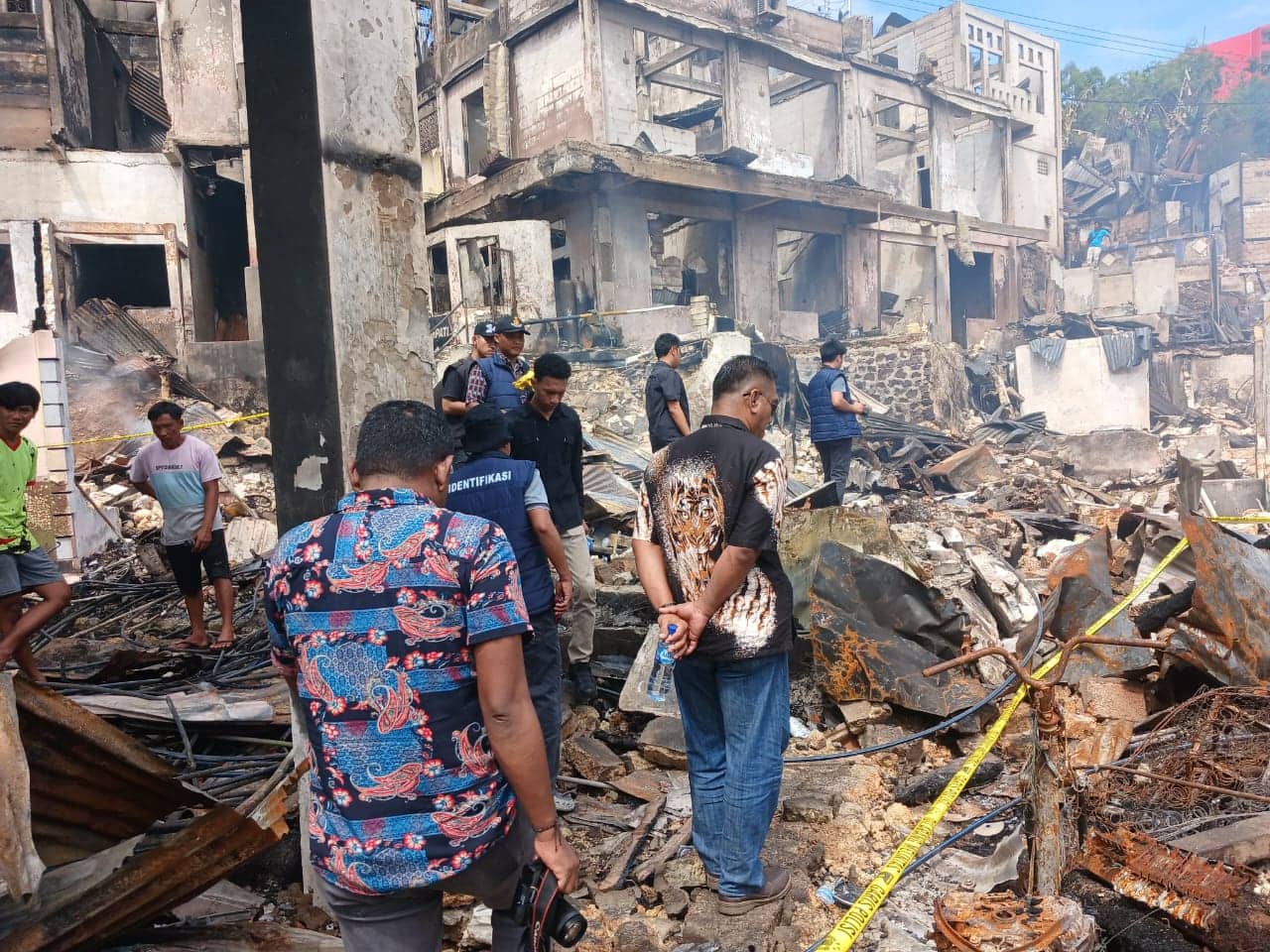 Ilustrasi berita BERITA UTAMA: Polisi Olah TKP Kebakaran di Dok V Jayapura yang Hanguskan 26 Rumah, Kompol Dewa: Tunggu Hasil Labfor