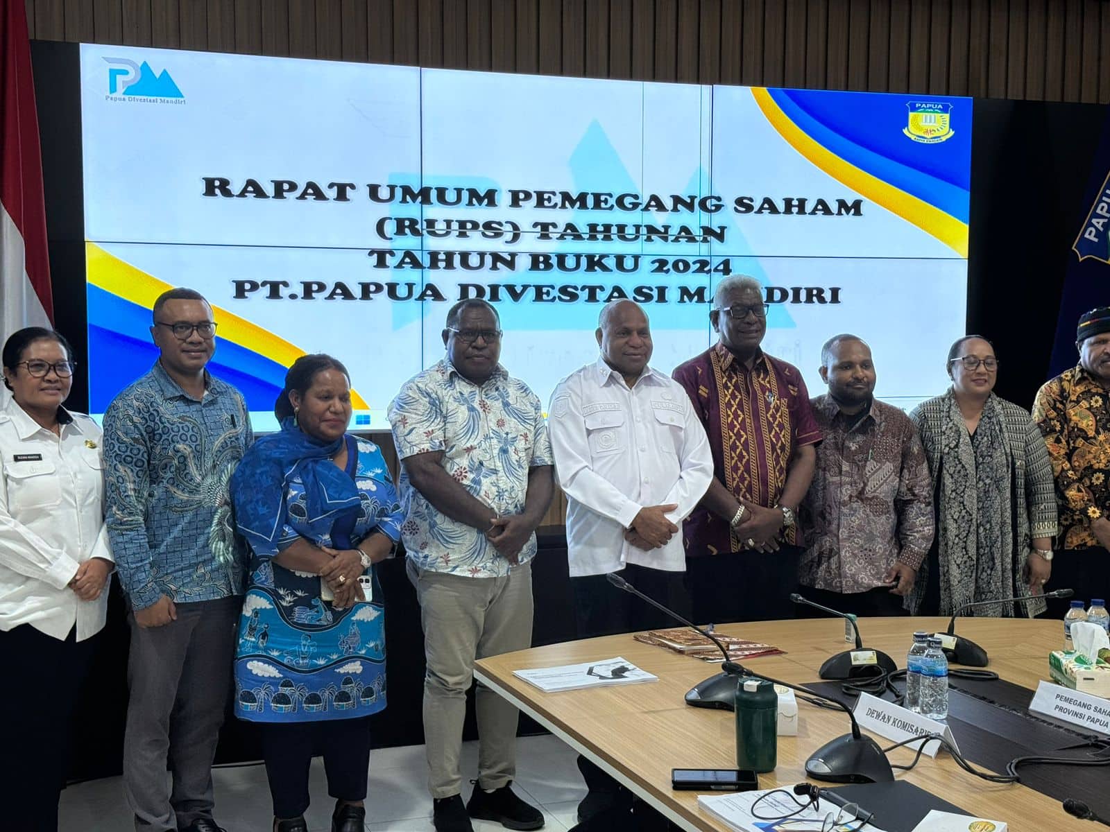 Ilustrasi berita BERITA UTAMA: Gubernur Papua dan Bupati Mimika Gelar RUPS Bersama PT Papua Divestasi Mandiri