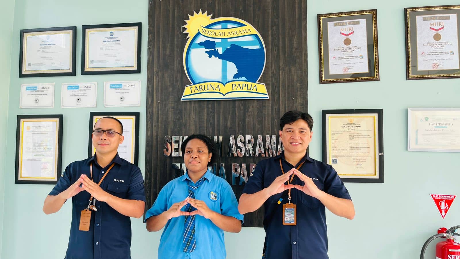 Ilustrasi berita Mimika: Dua Siswa SMP Taruna Papua Wakili Papua Tengah di Program Bina Talenta Indonesia 2025
