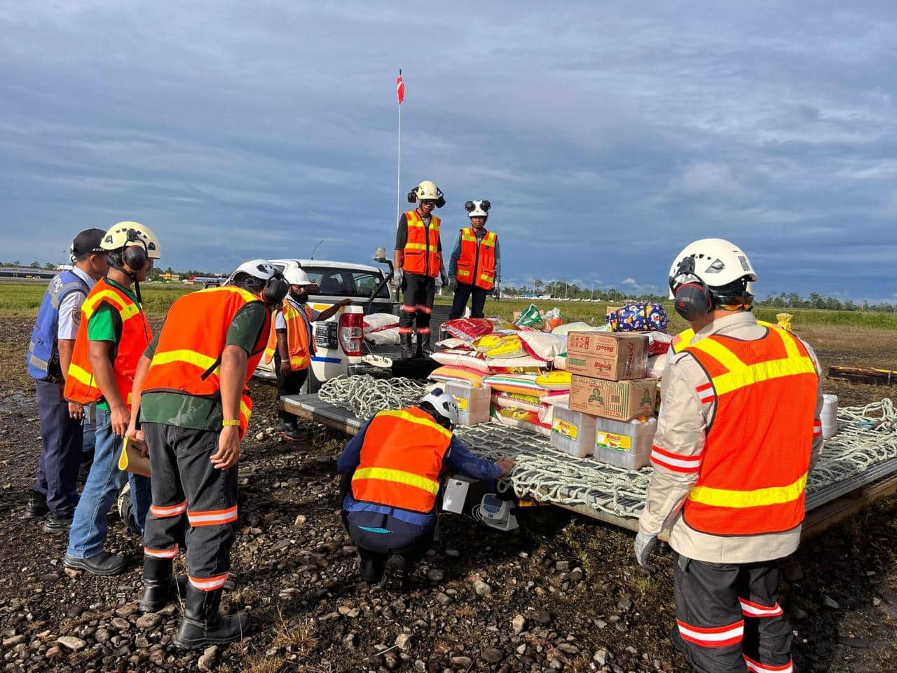 Ilustrasi berita Mimika: Freeport Terbangkan 90 Ton Kebutuhan Natal Warga di Dataran Tinggi Mimika Lewat Program Community Christmas Flights