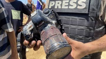 Ilustrasi berita Internasional: Serangan Granat Israel Tewaskan Jurnalis di Lebanon saat Liputan Konflik
